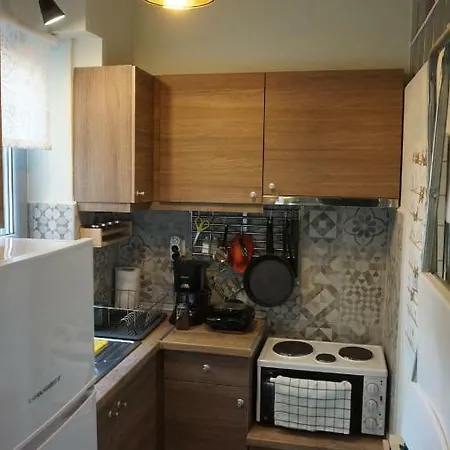 *super* Deal Studio + Wifi + Netflix +2 Bikes! Apartment Volos