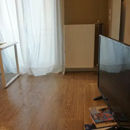 *super* Deal Studio + Wifi + Netflix +2 Bikes! Apartment Volos